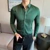 カミザス・デ・ホンブルワークは、男性用のソリッドロングスリーブソーシャルシャツを着るスリムフィットフォーマルメンズドレスシャツビッグサイズ5xl 240416