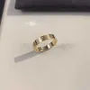 Bandringar 18K 3,6 mm Love Ring V Guldmaterial kommer aldrig att blekna smal ring utan diamanter lyxvarumärke officiella reproduktioner med counter7qcw