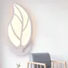 Lâmpada de parede folha de folha de parede de parede de cabeceira decoração em forma de acrílico simples decoração criativa interna