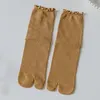 Kvinnors strumpor 1Pair Högkvalitativ kammad bomullsdelad tå unisex enkel bekväm två-toed harajuku män kvinnliga tabi
