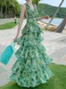 Günlük elbiseler yaz yeşil kravat boya kolsuz yular bandaj tatil elbisesi kadın mizaç ince moda tatlı kek uzun 2024 bohemya