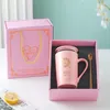 Becher Farbe Glasur Keramik Tasse Geschenkbox Set ein Paar Tassen Hochzeit süßer Kaffee und