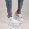 Scarpe casual sneaker tacco a cuneo 35-43 donne autunnali di moda bianca sola spessa sola comoda mocassini di grandi dimensioni appartamenti zapatillas mujer 612