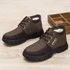 Sapatos casuais masculinos de alta qualidade com couro integrado e solas de algodão de inverno cortadas com botas anti -deslizamento