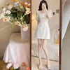 Summer Femme Vêtements Puff Sleeves White Mini Robe Sweet Sexy Sexe Square Collar femelle Slim Fishbone Mesh Party Robes 240424