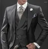 Herrenanzüge Italienisch grau doppelt baceed Männer Anzug formelle Hochzeit für schlanke Fit 3 -teilige Prom -Smoking Custom Bräutigam Blazer Maskulino