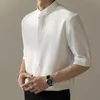 Summer Business Casual Standing Collar épissé Bouton Ice Silk Manches courtes Slim Fashion Trend Mmens Clothing Shirt 240422