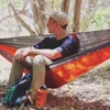 Hammocks Pessoa única Camping ao ar livre portátil Hammock com cor de nylon correspondente Hammock High Storime Parachute Hanging Bed Beding