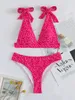 Swimwear femminile da bagno sexy cinghia spinta spinta in bikini set da donna stampato a punta rosa taglio ad alta costume da bagno da bagno in alto piscina da bagno 2024