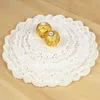 테이블 매트 100pcs 둥근 종이 레이스 Doilies Cake Placemat 파티 웨딩 베이킹 장식 창조적 인 공예 냅킨