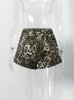 Shorts di jeans leopardo donne Y2K Street Zipper Pocket Female Short Pants 2024 Summer Cool Girl Stampa Mini Jeans 240426