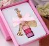 Keychains Effiel Tower Macarons Ribbon Woman Luxe Macarons cake sleutelhanger op tas Charm Handtas Charms Car Keychain Gift Box15574861