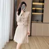 Vestidos de trabalho 2024 Spring Sweater Sweater Dress Women Mulheres temperamento Knicardigan A-line Mini-Skia de peças de 2 peças