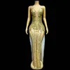 Bühnenbekleidung glänzende sexy Pailletten Gold Mirrors Rassonestones Nackt geteiltes ärmelloses Kleid Evening Fancy Festival Kostüm Sänger Outfit Jinzita