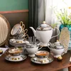 Teaware -sets Luxe Bone China theeset Europa Keramische koffieset Porseleinen thee Cup Pot Teapot Theckup Sugar Bowl Milk Jug Ceremony Teaware