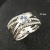 Cluster Anneaux 925 Silver Zircon Courbe de luxe Courbe Femelle Crystal Round Stone Ring Engagement Vintage Party for Women