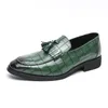 Casual schoenen Big Size 38-46 Groene herenleer puntig Laaggesneden man Loafers Tassel Decorate Dress voor mannen Mocasines HOMBRE