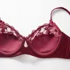 Bras sets sous-vêtements solides sexy français ensemble d'été de la dentelle rouge primordiale pour femmes intime le coton mince anti-soutien-gorge affaissement