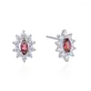 Orecchini per borchie Light Ear Luxury Stalls 925 Sterling Silver Woman Fashion Gioielli di alta qualità Garnet Zircon Wedding Fine