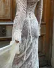 Casual jurken Elegant Vintage Hollow Out Lace Maxi -jurk Lange mouw Cape 2 -delige set Verjaardags outfits Jurk Slip Bandage