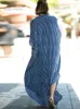 Robes de fête 2024 Bouton à col en V à rayures causales AVANT OUVERT SUMBRE ROGHE BLUE TUNIQUE FEMMES PLUS TIQUES Vêtements Maxi Q1097