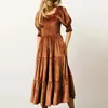 Vestidos de festa 2024 Vestido de veludo de outono casual Casual Vintage Solid Color Buff Square pesco