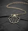 Geometric Origami Sea Clam Shell Necklace Nautical Ariel Mermaid Conch Seashell Pendant Chain Necklaces for Ocean Beach Party Gift2252019