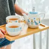 Conjuntos de teaware Cerâmica Cupo da xícara de bule de camadas conjunto coreano Cartoon porcelana Conjunto de chá de café usails de bebida 1 panela 2 xícaras de chá de chá chaleira de café