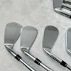 Mens Golf Club Irons P7 Set de hierro 49 P 8pcs con cubierta de cabezal de eje de acero graphite 240430