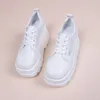 Scarpe casual sneaker tacco a cuneo 35-43 donne autunnali di moda bianca sola spessa sola comoda mocassini di grandi dimensioni appartamenti zapatillas mujer 612