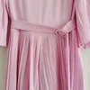 Abiti per feste Aeleseen Korea Designer di abiti estivi rosa Fashion Classic Sashes Solid con perle Long Elegante pieghetta per femmina