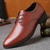 Chaussures décontractées Men en cuir Business de laçage quotidien 2024 Spring and Automn Fashion 38-45 mariage officiel