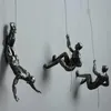 Creative Rock Climbing Man Figurer 3D Unik hartväggmonterad Hang Climber Figure unik handfärdig staty Gass 240429