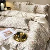 Ensemble de literie en soie en mûrier floral avec couvrette de couvre-lit de lit de luxe de luxe