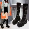 Stiefel glänzende Strass-Damen modern 2024 Koreanische Mode Frauen kniehohe Höhe erhöht dicke einzige schwarze lange Länge