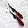 Bengelen oorbellen 1 paar zwarte vleermuis met rode kralen gotische sieraden alternatief cadeau voor haar geliefde Halloween