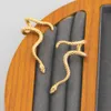 Designer Kendrascott Halsband för kvinnlig juveler Personlig ormformade örhängen med en gyllene konsistens