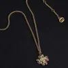 Colar de colar de grife de jóias de jóias colar para mulheres colorido colorido colar de flores de diamante clássico e retrô de jóias de jóias de folhas de grama de quatro folhas