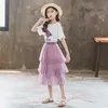 2024韓国の夏の子供の女の子2PCS服セットジュニアガールプリントTシャツキッズガールガーゼケーキスカートスクールジールスウィートスーツ240426