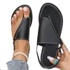 Sandali da donna clip dito piatti estivi scarpe da moda pannelli casual 2024 abiti da spiaggia flip flip marchio accogliente mujer chaussure