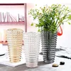 レリーフチェッカーガラス花瓶クリエイティブハイドロポニックフラワーポットデスクデコレーション人工装飾的な花のアレンジメント花瓶240430