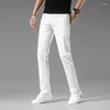 Pantalon masculin de style classique d'été slim slim blanc jean blanc de haute qualité fashion coton stretch du denim pantalon