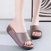 Sandali che aprono toelette flip infradito donna estate 2024 scarpe da signore spiaggia di lusso per bambini sneaker sport tomaia