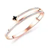 Super glitzernde Mode Luxusdesigner Diamond Zirkon Lucky Lucky Leave Rose Gold Titanium Stahlarmband für Frau Girl8269614