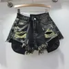 Jeans femininos inseguem mulher shorts de jeans baixa da cintura 2024 Estilo coreano Loja de verão Hole Brilhado Brilhado A- Linha de perna larga calças de perna larga