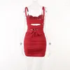 Lässige Kleider rot sexy Slim Fit Falten -Hosenträger Kleid Frauen Sommer Vintage Blumengurt hohl aus Schnüren kurzer Party Club