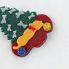 Broches glitter kerstboomhond acryl reversspelden voor dameskleding schattige cartoon dierenbotbadbadges pin sieraden