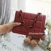 Honeycherry Geo منقوش على رفرف Crossbody حقيبة مصغرة للنساء المحافظ 240419