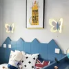 Lámparas de pared Lámpara LED creativa moderna habitación para niños nordic sencillo cartoon caricaturas mariposas y niñas pasillo