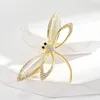 Broches elegantes temperamento de luxo Lady Lady Cubic Zirgonia Dragonfly Broche Crystal Fashion Metal Pin Gift Dress Acessórios